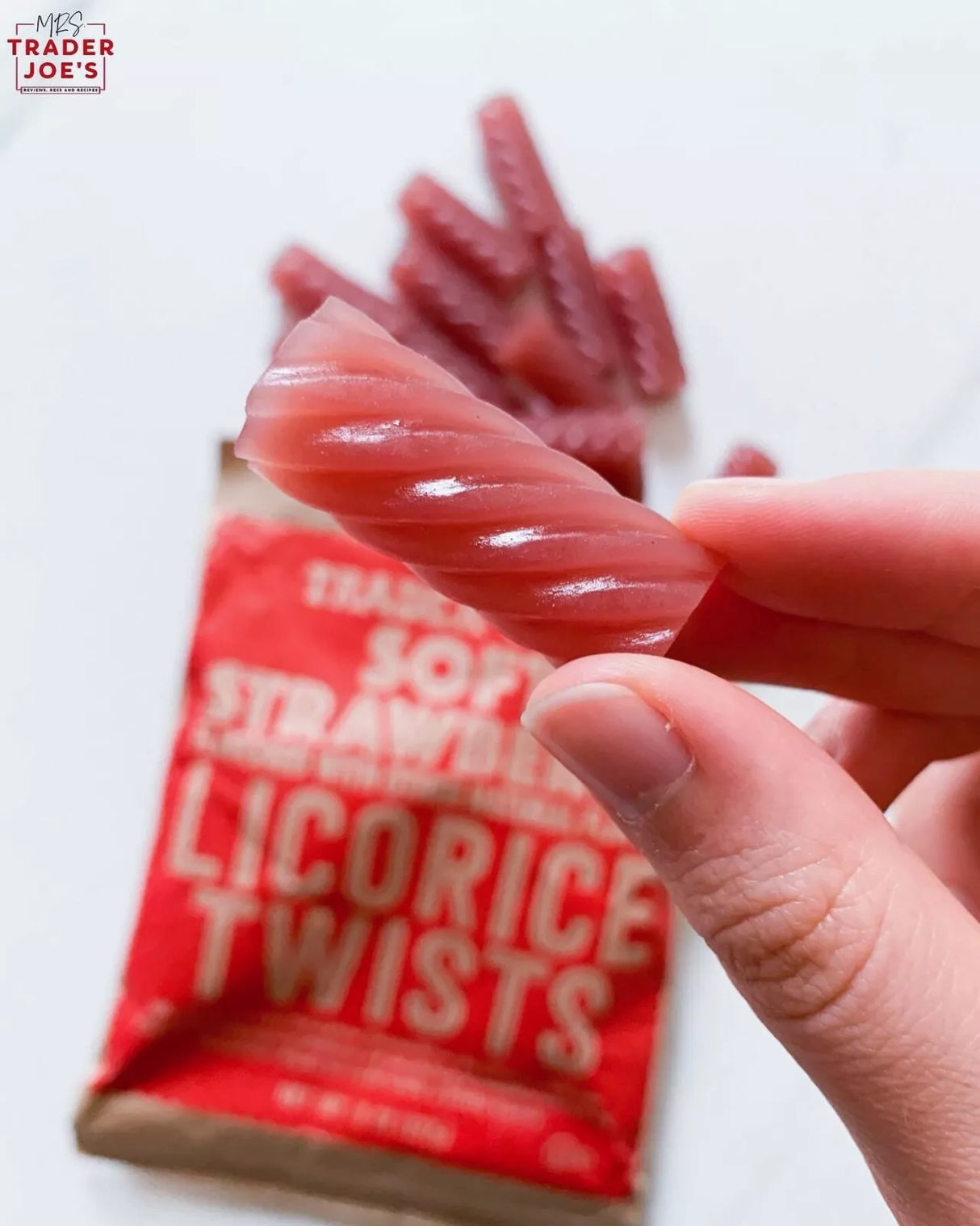 Trader Joe's Soft Strawberry Licorice Twists Sweet & Chewy 8 Oz