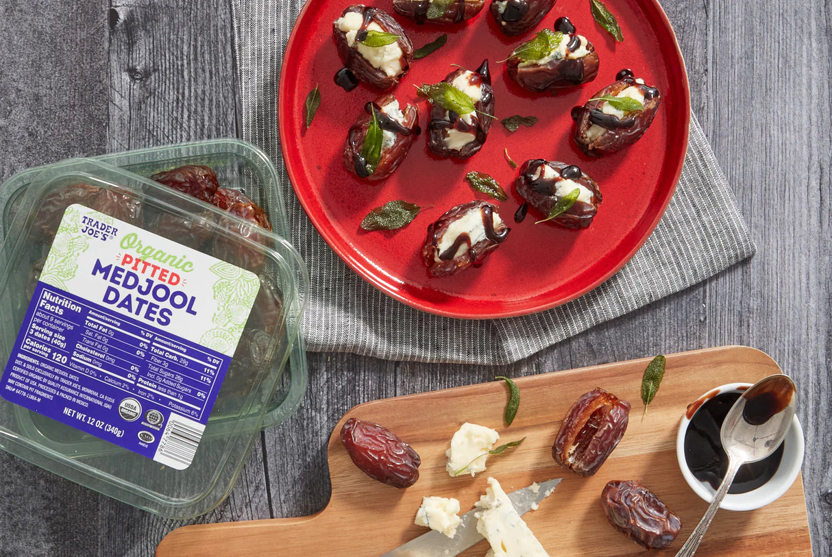 Trader Joe's Organic Pitted Medjool Dates Sweet & Tender 12 oz